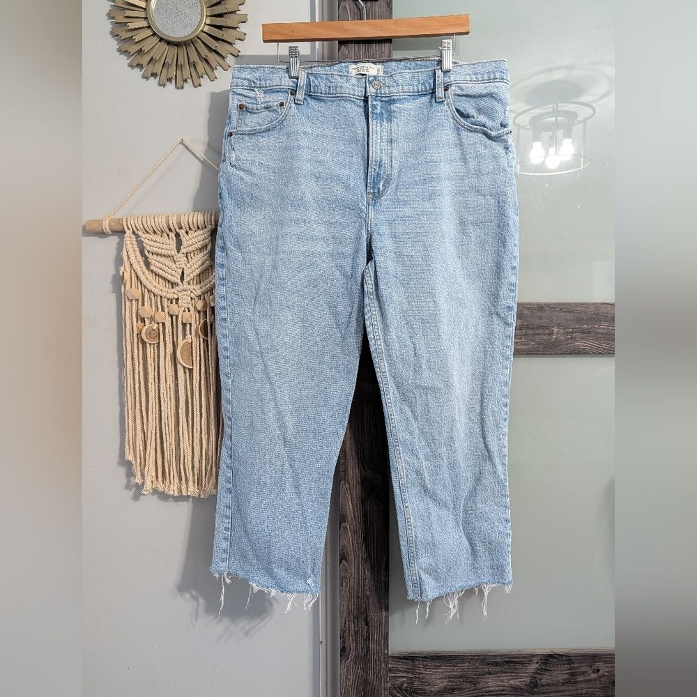 2/30 Abercrombie & Fitch 90's Straight Ultra High Rise Plus Size